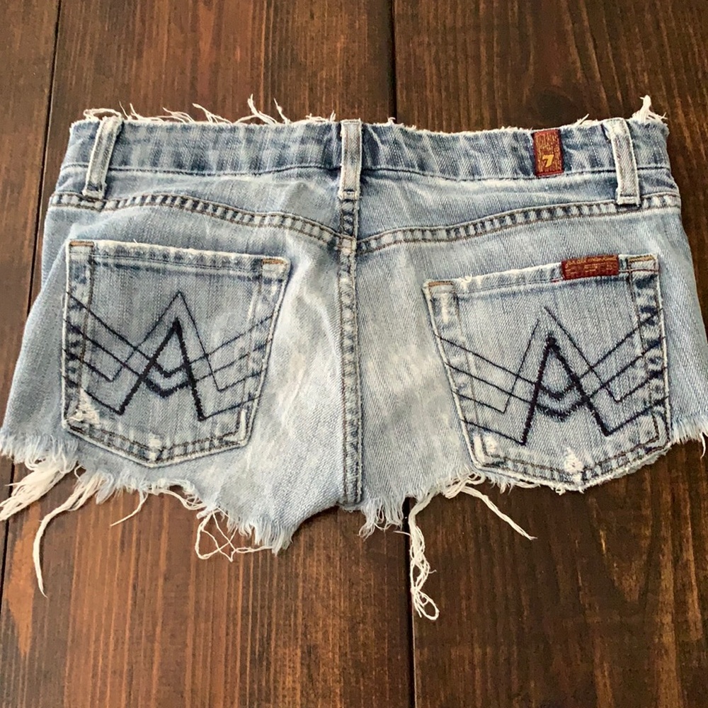 Cutoff 7 For All Mankind A Pocket Shorts Size 25